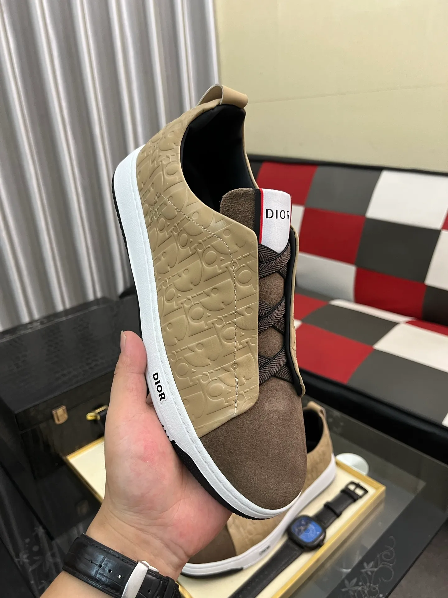 Men's Men's Shoes 💰458⌚️⌚️[Dior] Dior's new casual men's shoes are on the market in Hong Kong counters. The official website is 1:1 production. Original Italian materials. Designed by European and American masters. Perfect shape to create counter quality. Solid color rubber wear-resistant outsole and classic dazzling head! Super versatile and very comfortable. High-end without losing taste, fashionable and novel! ! Absolute focus! Code number: 38-442️⃣Colors available